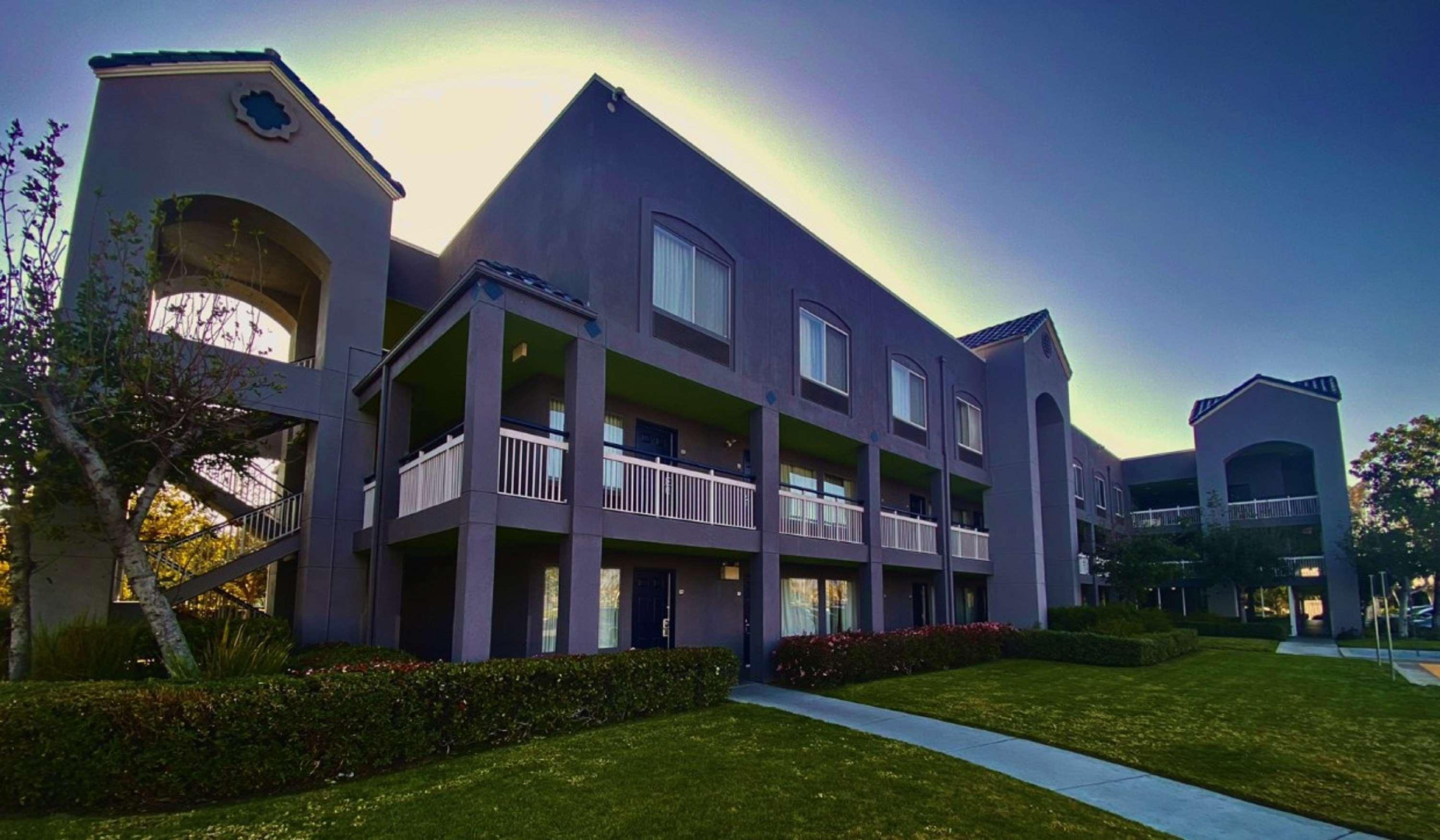 Surestay Hotel By Best Western Ontario Airport Εξωτερικό φωτογραφία